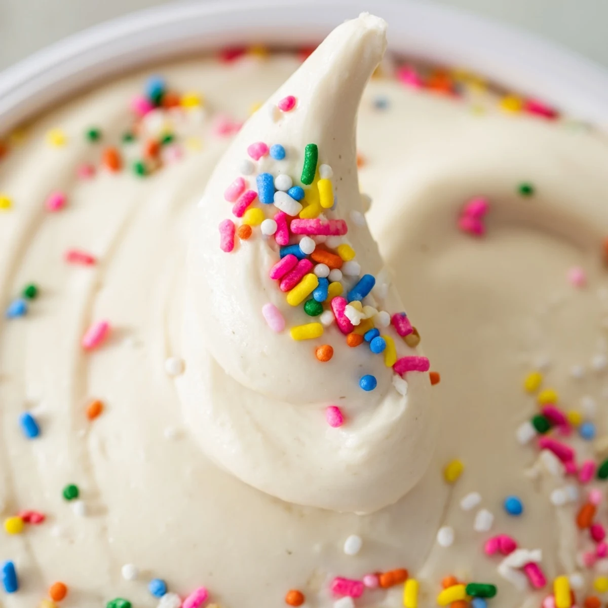 Greek yogurt protein Dunkaroo dip served with graham crackers and pretzels for dipping